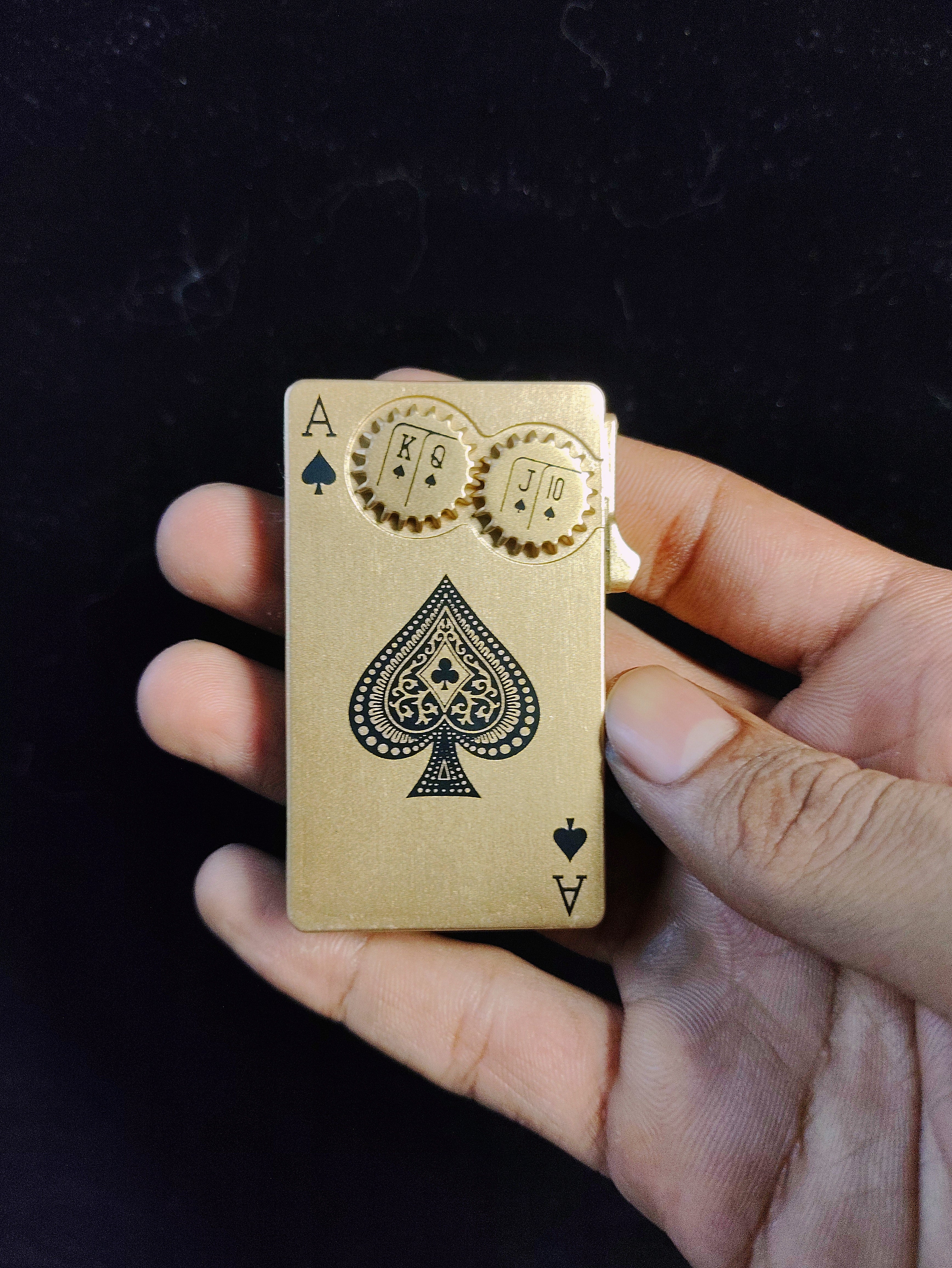 Ace Royal Flush | Interactive Gear Neon Green Flame Lighter