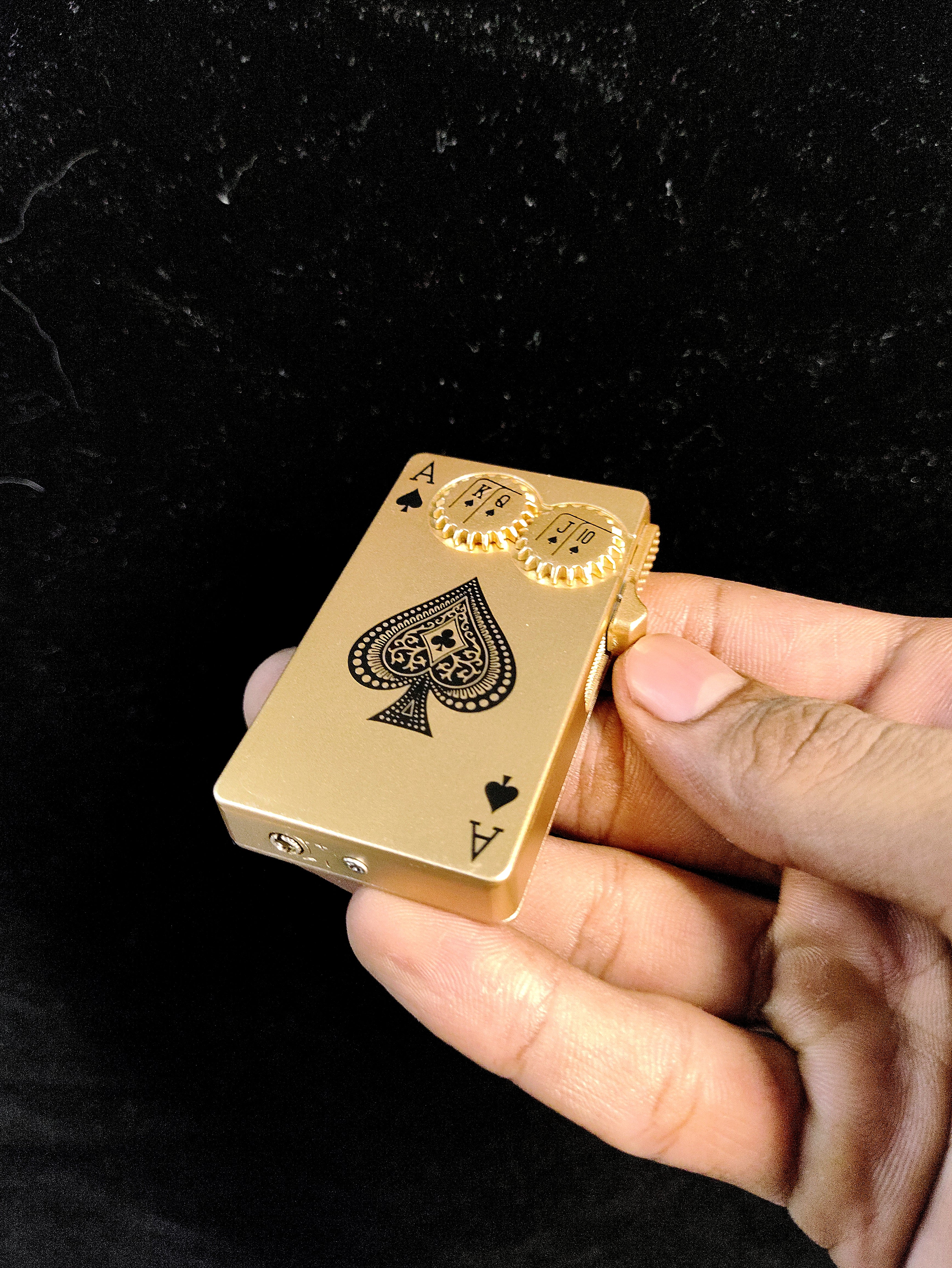 Ace Royal Flush | Interactive Gear Neon Green Flame Lighter
