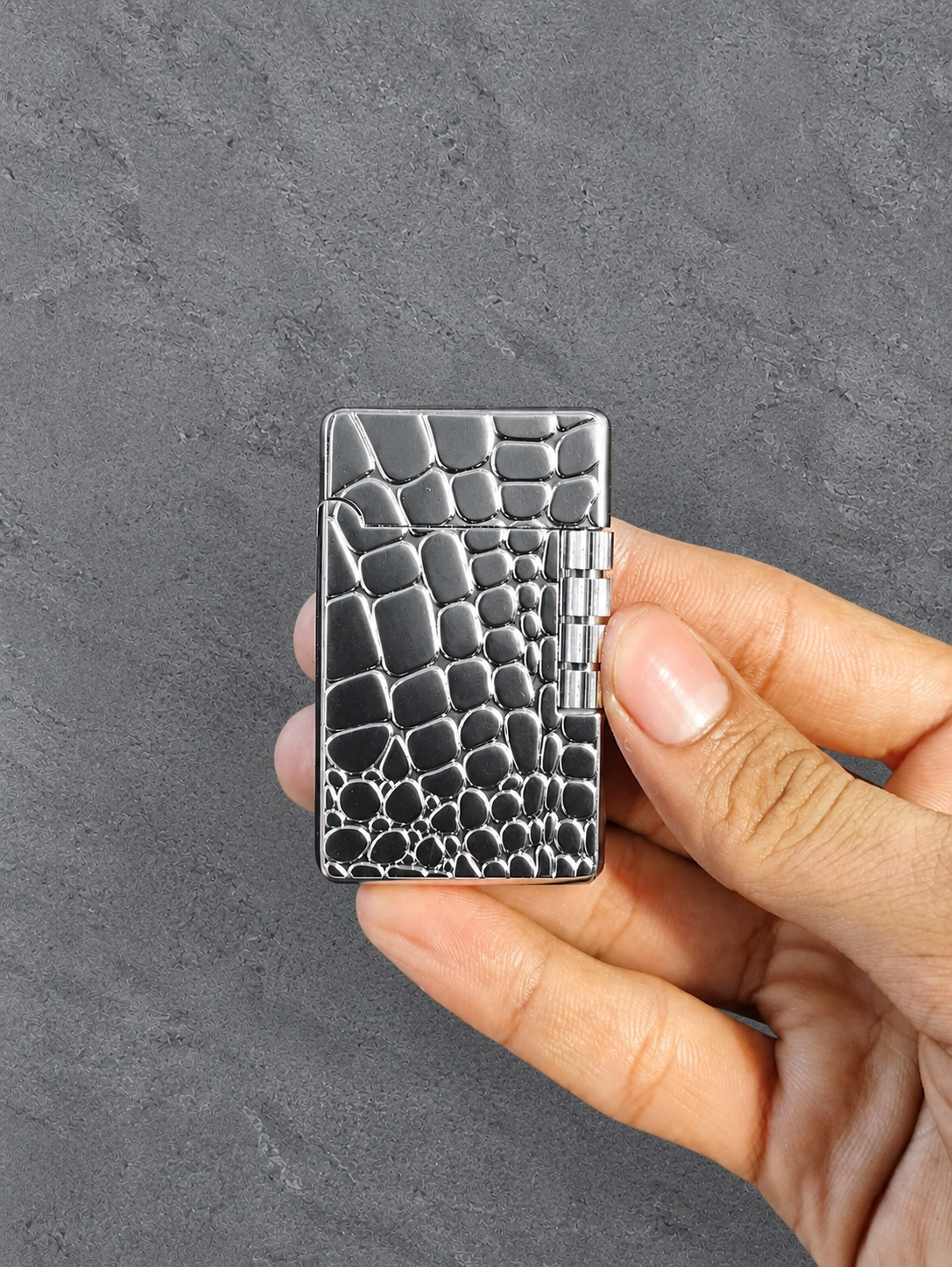 Imperial Crocodile | Premium Chrome Roller Pocket Lighter